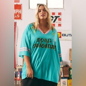 Sabbi NWT Born Original Green Graphic Tee with Pink Accents